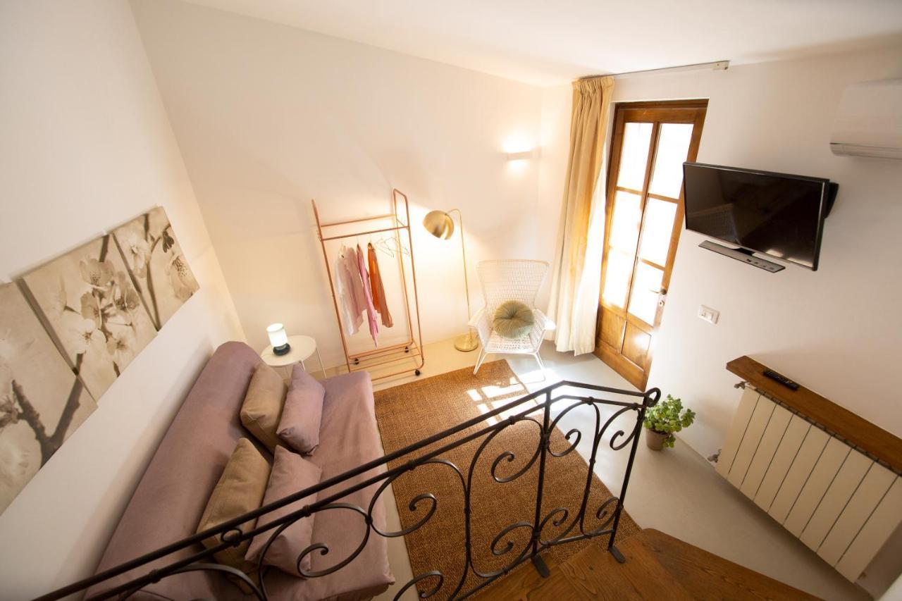 La Corticella Luxury Suite, With Terrace Lucca Eksteriør billede