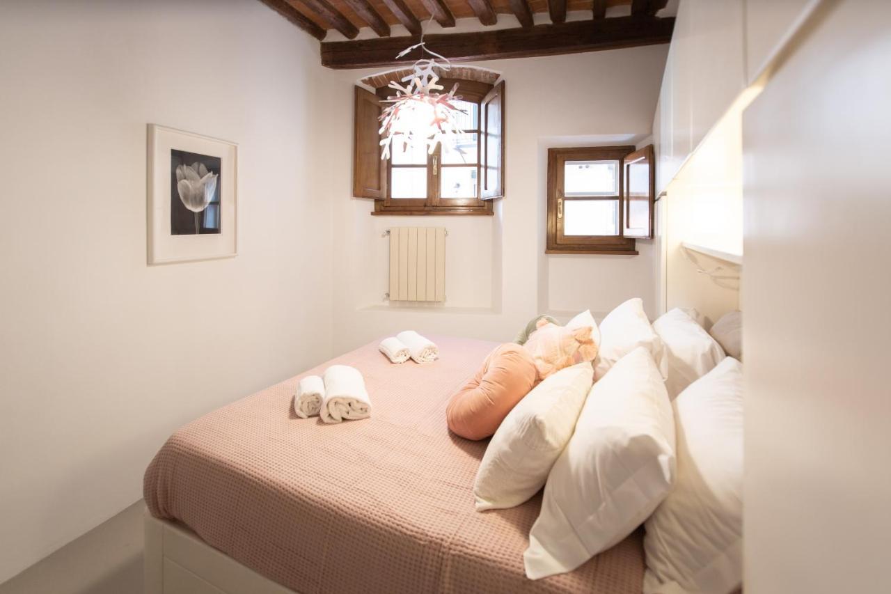 La Corticella Luxury Suite, With Terrace Lucca Eksteriør billede