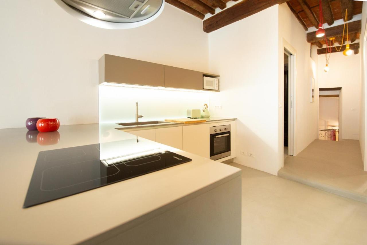 La Corticella Luxury Suite, With Terrace Lucca Eksteriør billede