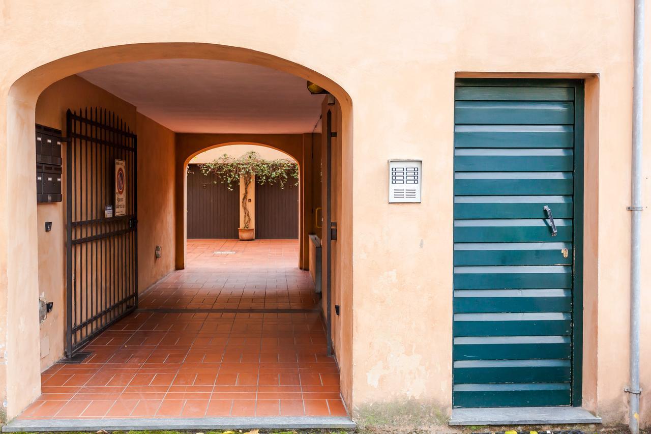 La Corticella Luxury Suite, With Terrace Lucca Eksteriør billede